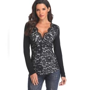 Women's lace sexy scallop v-neck top